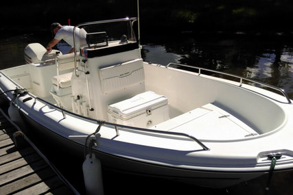 Sea Hunt Triton 186 for sale in United States of America for $16,000 (£12,318)
