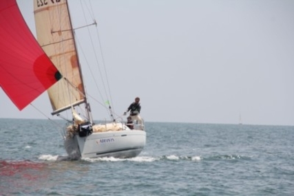 Beneteau First 31.7 for sale in France for €63,500 (£56,714)