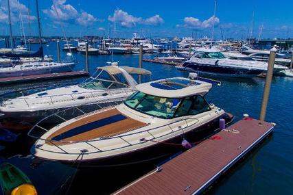 Chris-Craft Corsair 36 Hard Top for sale in United States of America for $429,995 (£323,813)