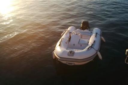 goldenships tender venus 320 for sale in Spain for €3,600 (£3,222)