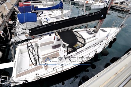 Beneteau First 35 for sale in France for €115,000 (£100,760)