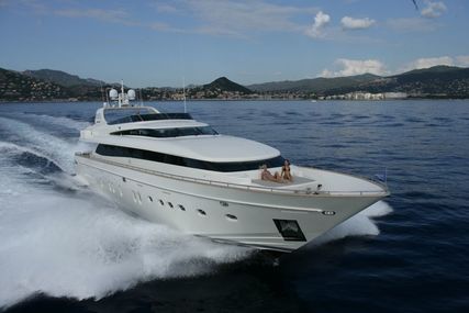 Canados 110 for sale in France for €4,900,000 (£4,376,172)