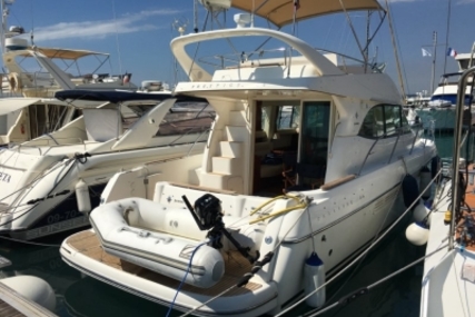 Prestige 36 for sale in France for €119,000 (£103,832)