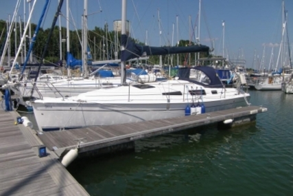 Hunter Legend 33 for sale in United Kingdom for £49,500