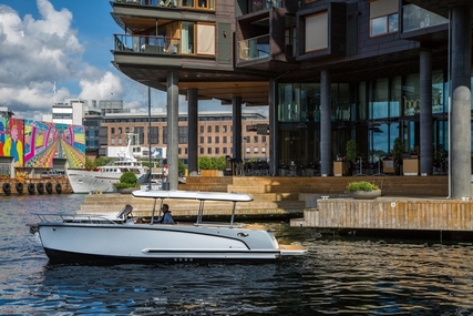Alfastreet 23 CABIN Prestige Line SEMI-HYBRID with 10 kW electric engine for sale in Slovenia for €96,160 (£85,968)