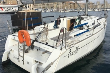 Beneteau First 30 Jk for sale in France for €62,000 (£54,348) Beneteau First 30 Jk for sale in France for €62,000 (£54,348)