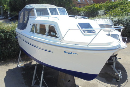 Viking Yachts 20 Wide Beam 'Avalon' for sale in United Kingdom for £16,995