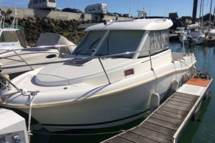 Jeanneau Merry Fisher 725 for sale in France for €29,000 (£25,850)