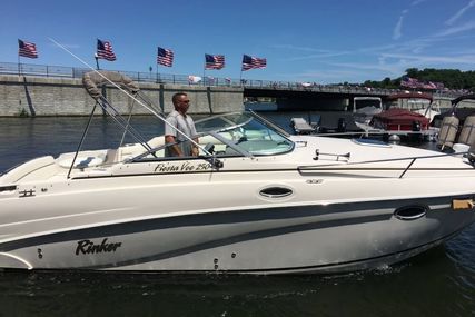 Rinker Fiesta Vee 250 for sale in United States of America for $27,800 (£21,375)