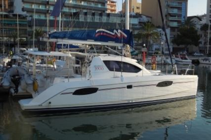 Robertson and Caine Leopard 39 for sale in Spain for €225,000 (£192,784)