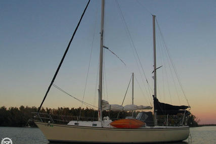Pearson 365 for sale in United States of America for $34,000 (£26,062)