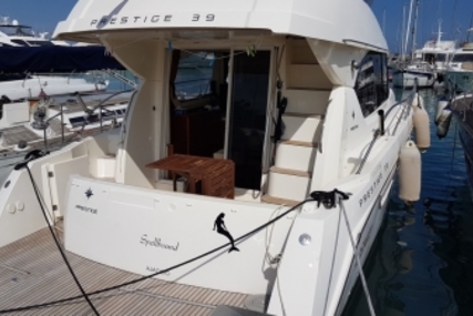 Prestige 39 for sale in France for €145,000 (£129,216)