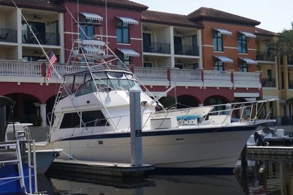 Hatteras 55 Flybridge Convertible for sale in United States of America for $144,900 (£110,254)