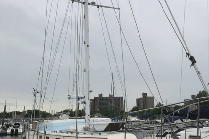 Endeavour 43 CC for sale in United States of America for $75,000 (£59,931)