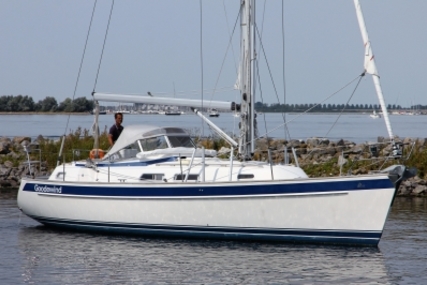 Hallberg-Rassy 37 for sale in Netherlands for €209,000 (£186,680)