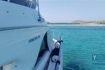 Princess 40 for sale in Italy for €140,000 (£125,710)