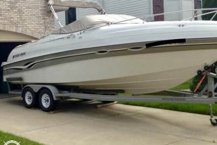 Four Winns 245 Sundowner for sale in United States of America for $18,000 (£13,690)
