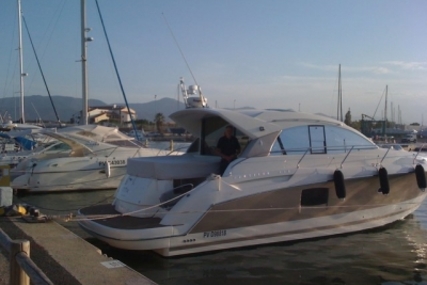 Prestige 42 S for sale in France for €209,000 (£183,966)