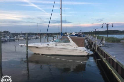 Sea Ray 330 Sundancer for sale in United States of America for $39,999 (£31,016)