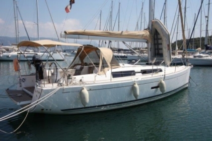 Dufour 335 GRAND LARGE for sale in France for €85,000 (£75,923)