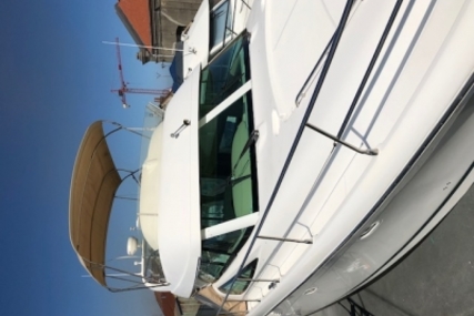 Prestige 42 for sale in France for €149,000 (£133,281)