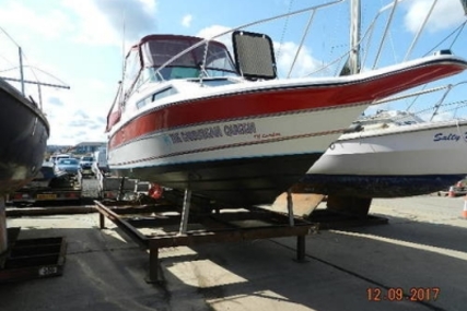 Rinker Fiesta Vee 250 for sale in United Kingdom for £22,000