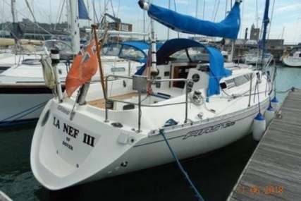 Beneteau First 305 for sale in United Kingdom for £18,950