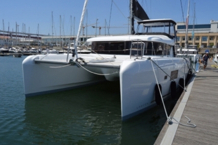 Lagoon 42 for sale in Portugal for €450,000 (£400,655)