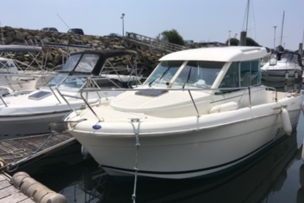 Jeanneau Merry Fisher 655 for sale in France for €22,000 (£19,265)