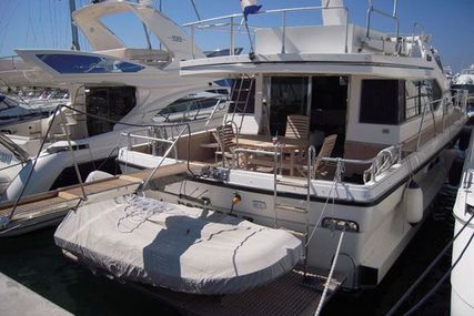 Azimut Yachts 60 Solar for sale in Greece for €120,000 (£107,701)