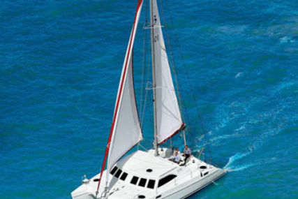 Broadblue 385 for sale in Greece for €167,000 (£149,466)