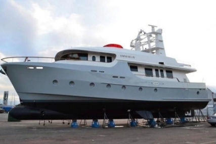 Cape Scott 86 for sale in Ireland for $2,250,000 (£1,708,104)