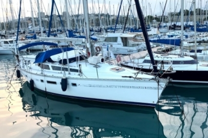 Jeanneau Voyage 12.50 for sale in France for €70,000 (£62,925)