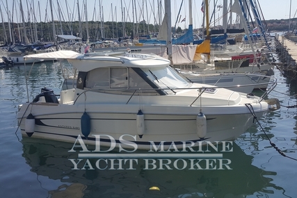 Beneteau Antares 6.80 for sale in Slovenia for €30,900 (£27,678)