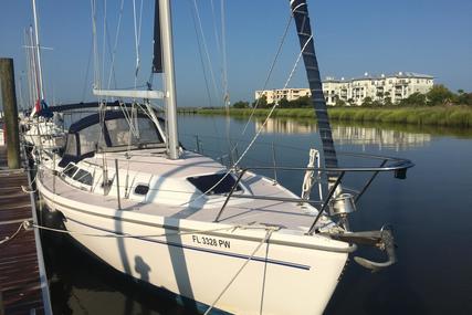 Catalina 310 for sale in United States of America for $59,000 (£45,291)
