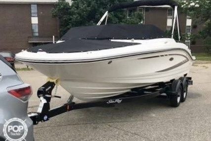 Sea Ray 210 SPX for sale in United States of America for $40,000 (£31,599)