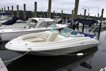 Sea Ray 210 Sundeck for sale in United States of America for $13,500 (£10,299)