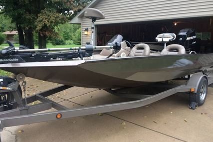 Xpress X17 for sale in United States of America for $15,000 (£11,408)