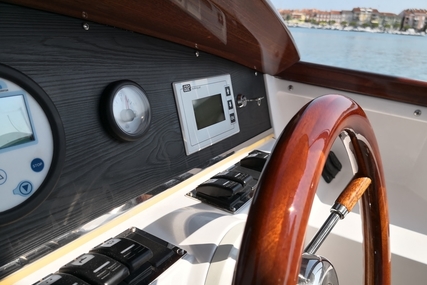 Alfastreet 23 CABIN Prestige Line SEMI-HYBRID with 10 kW electric engine - ready to order for sale in Slovenia for €96,160 (£86,486)