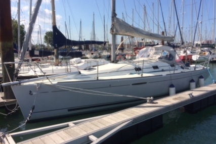 Beneteau First 31.7 for sale in France for €46,000 (£40,137)