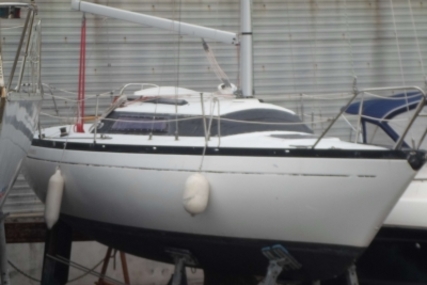 Comar COMET 701 for sale in France for € 3.500 (£ 3.081) Comar COMET 701 for sale in France for € 3.500 (£ 3.081)
