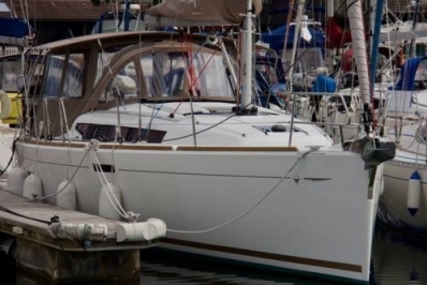 Jeanneau SUN ODYSSEY 379 LIFTING KEEL for sale in United Kingdom for £134,950