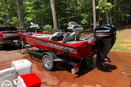 Tracker 17 for sale in United States of America for $19,700 (£14,983)