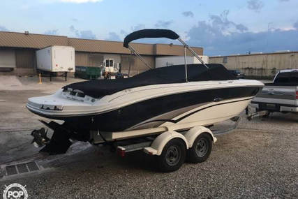 Sea Ray 220 Select for sale in United States of America for $19,500 (£14,969)