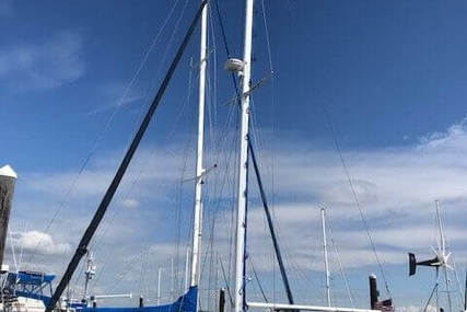 Gulfstar 37 CRUISING SAILBOAT CENTER CONSOLE for sale in United States of America for $68,689 (£52,401)