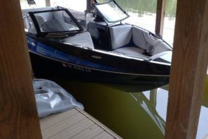 Axis 23 for sale in United States of America for $82,300 (£61,977)