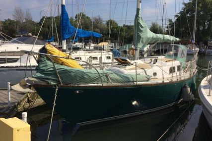 Pearson 32 Vanguard for sale in United States of America for $12,000 (£9,212)
