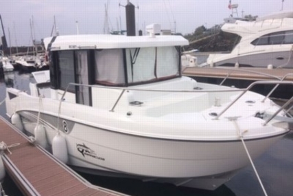 Beneteau Barracuda 8 for sale in France for €69,500 (£61,175)
