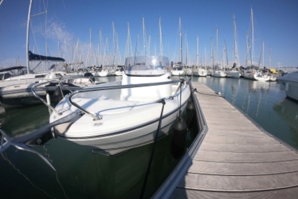 Jeanneau Cap Camarat 6.5 CC for sale in France for €44,900 (£39,331)