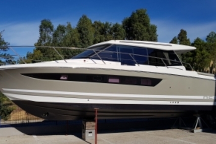 Jeanneau NC 11 for sale in France for €149,000 (£130,562)